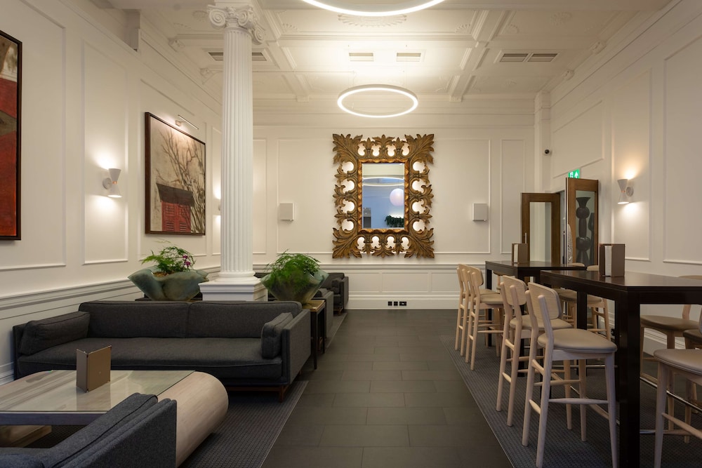 Radisson Blu Hotel London Euston Square 43/62