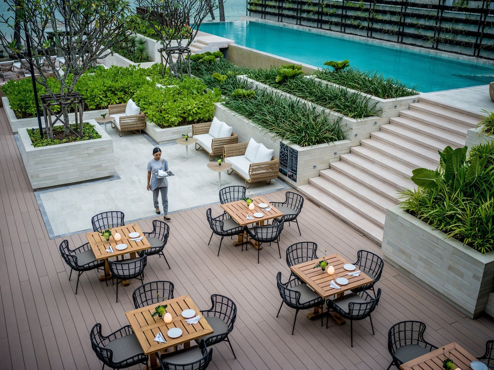 Intercontinental Phuket Resort 62/82