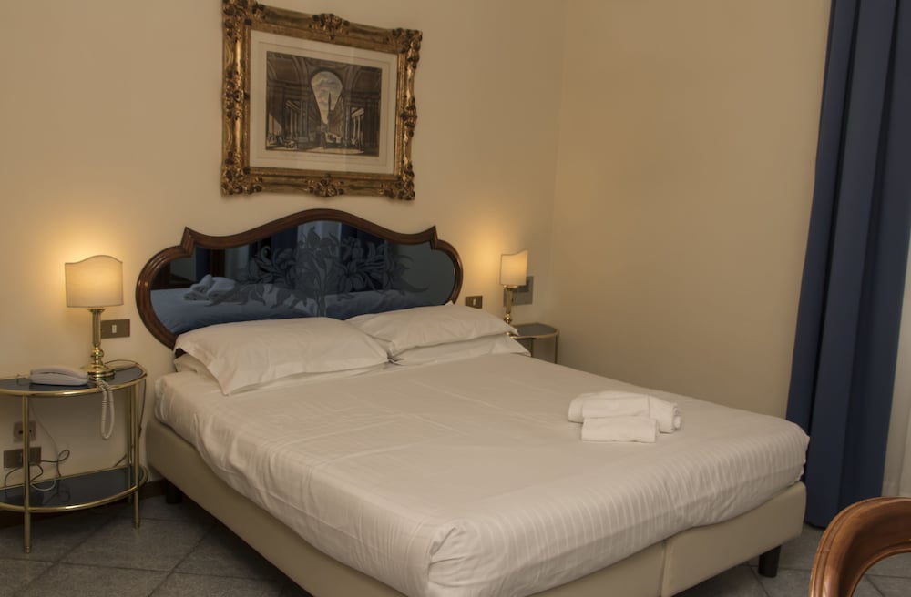 Goldoni 8/50