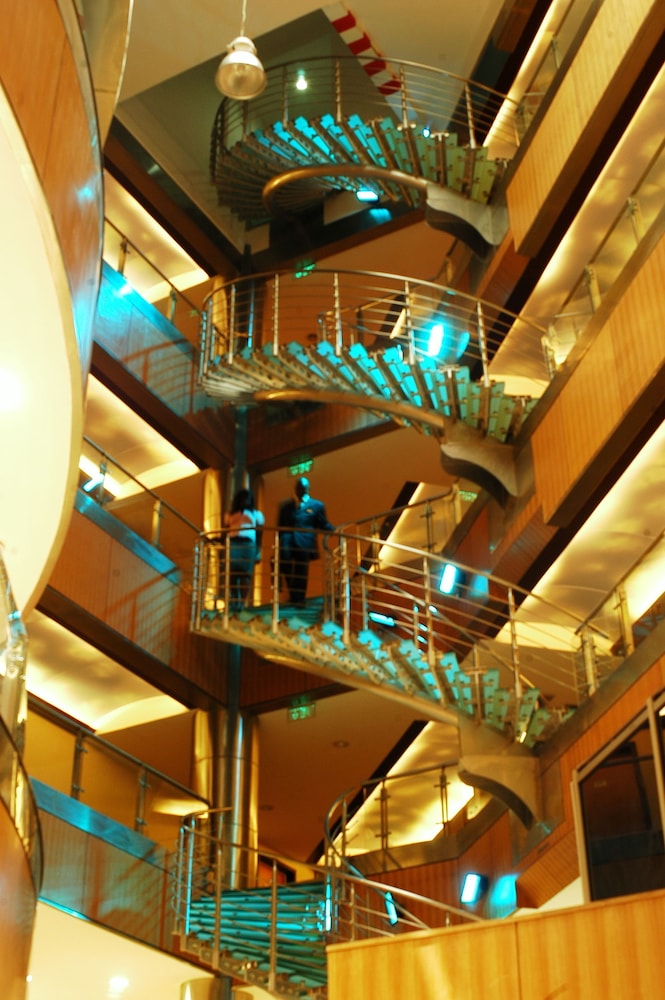 Radisson Blu Hotel, Bamako 51/53
