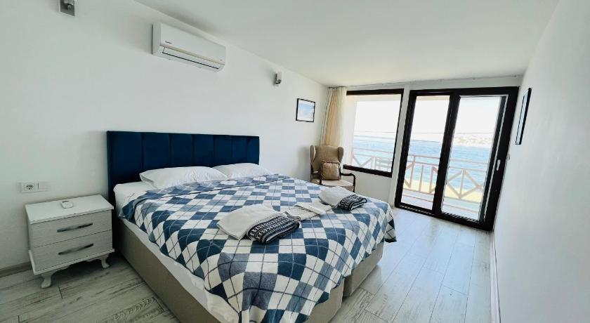 Giritli Rum Meyhanesi Butik Otel 12/48