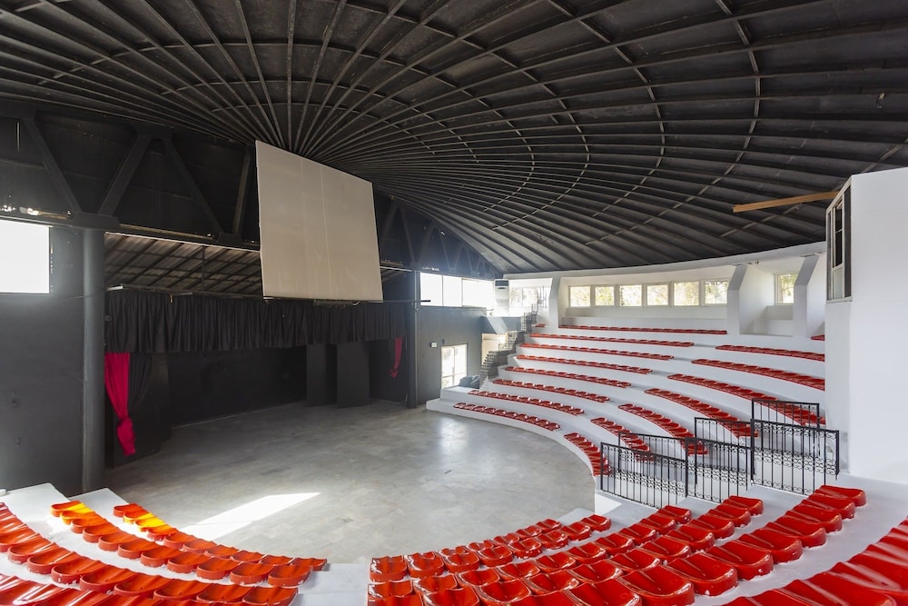 Club Muskebi Hotel 25/50