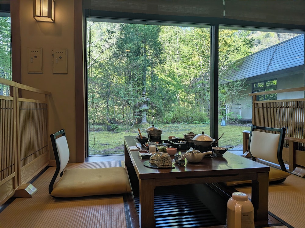 SHIRAFUNE GRAND HOTEL 46/50