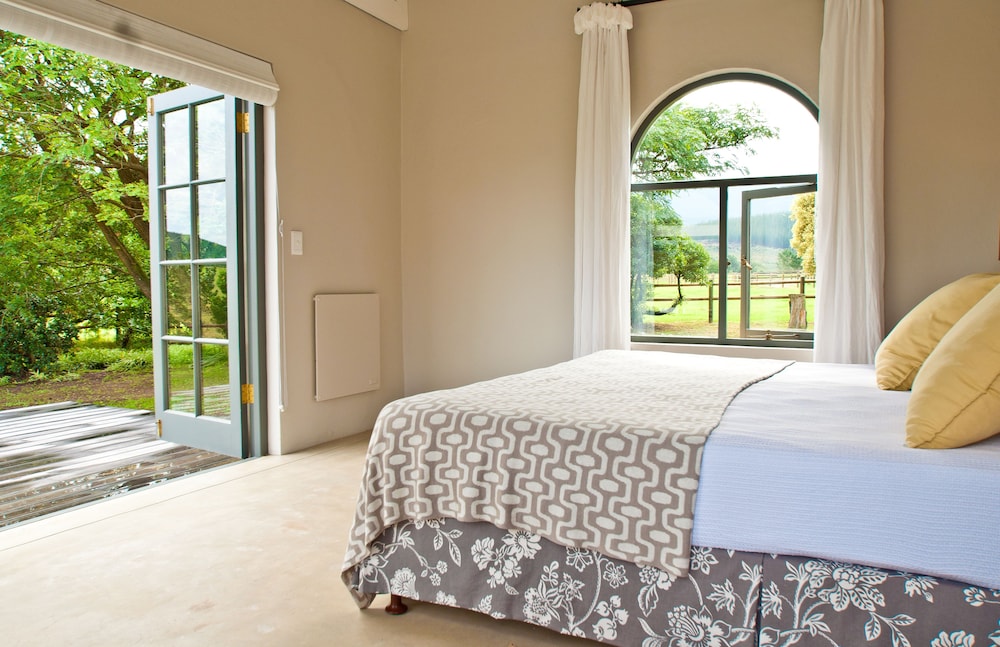 Rare Earth Country House 5/28