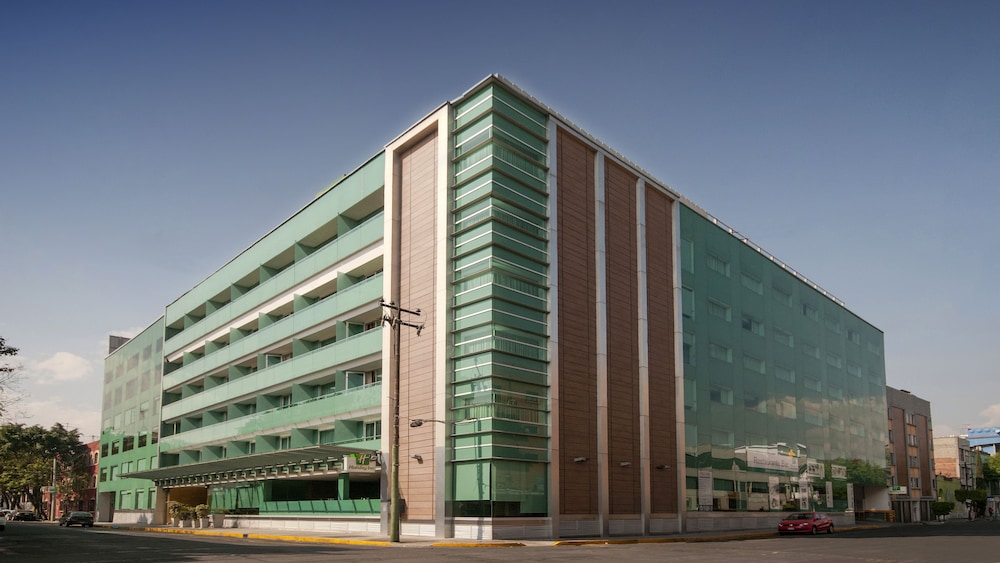 Holiday Inn Mexico Zona Centro by IHG 4/50