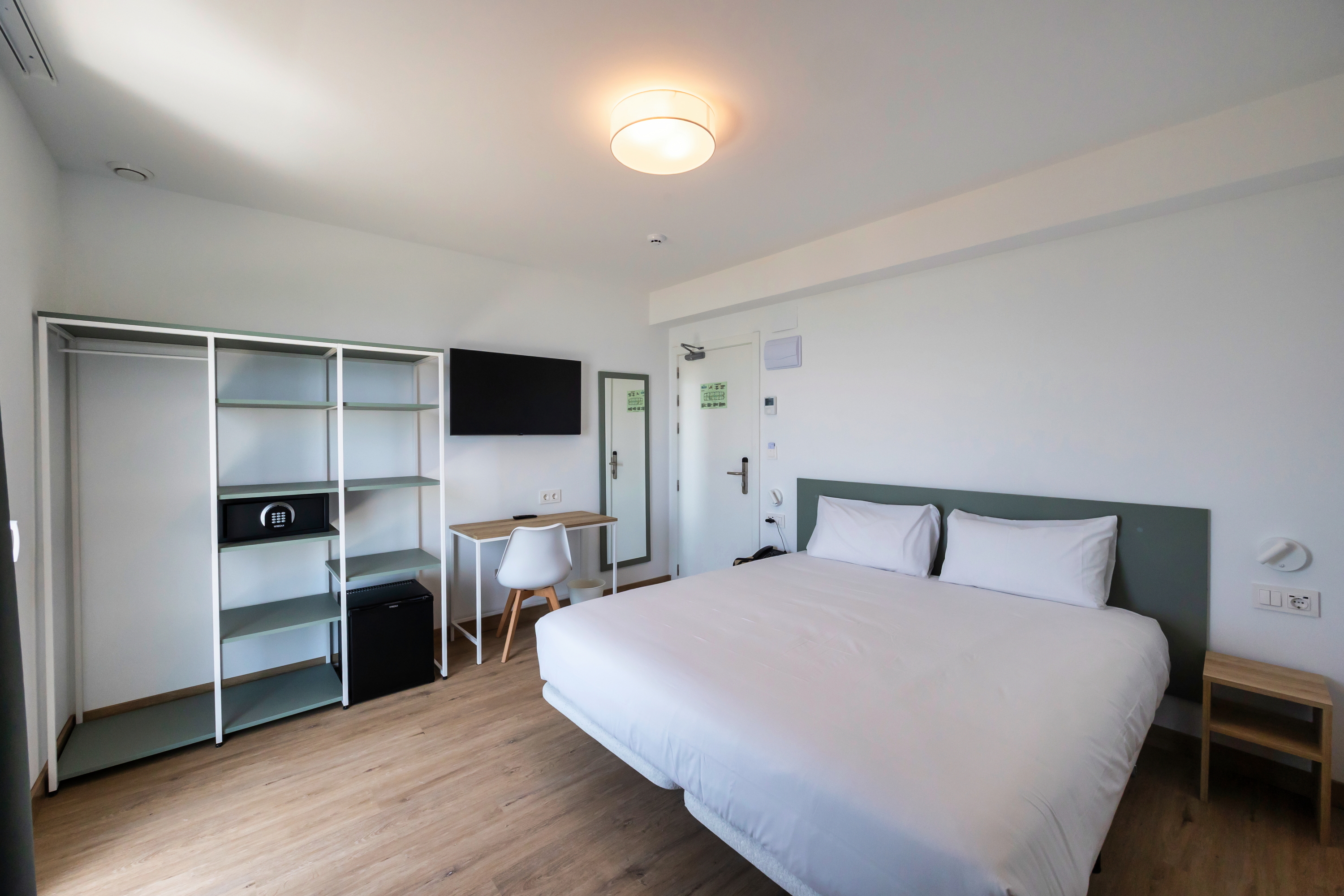 Hotel Calella by Beatriz Hoteles 5/40
