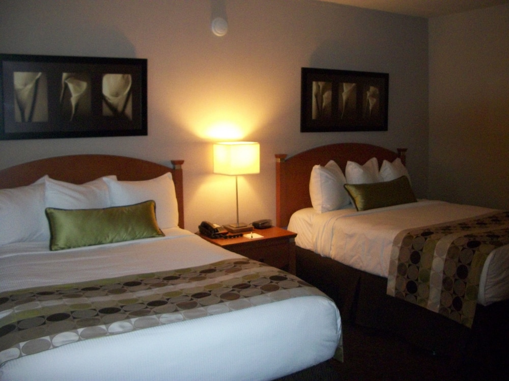 Quality Inn Rouyn-Noranda 20/51