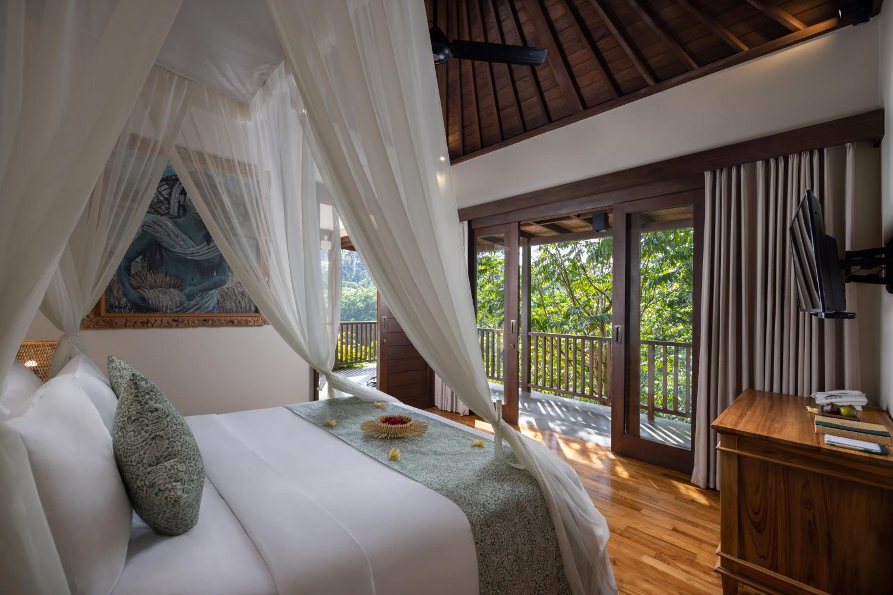 2 Bedrooms, Pool, Jungle, Villa