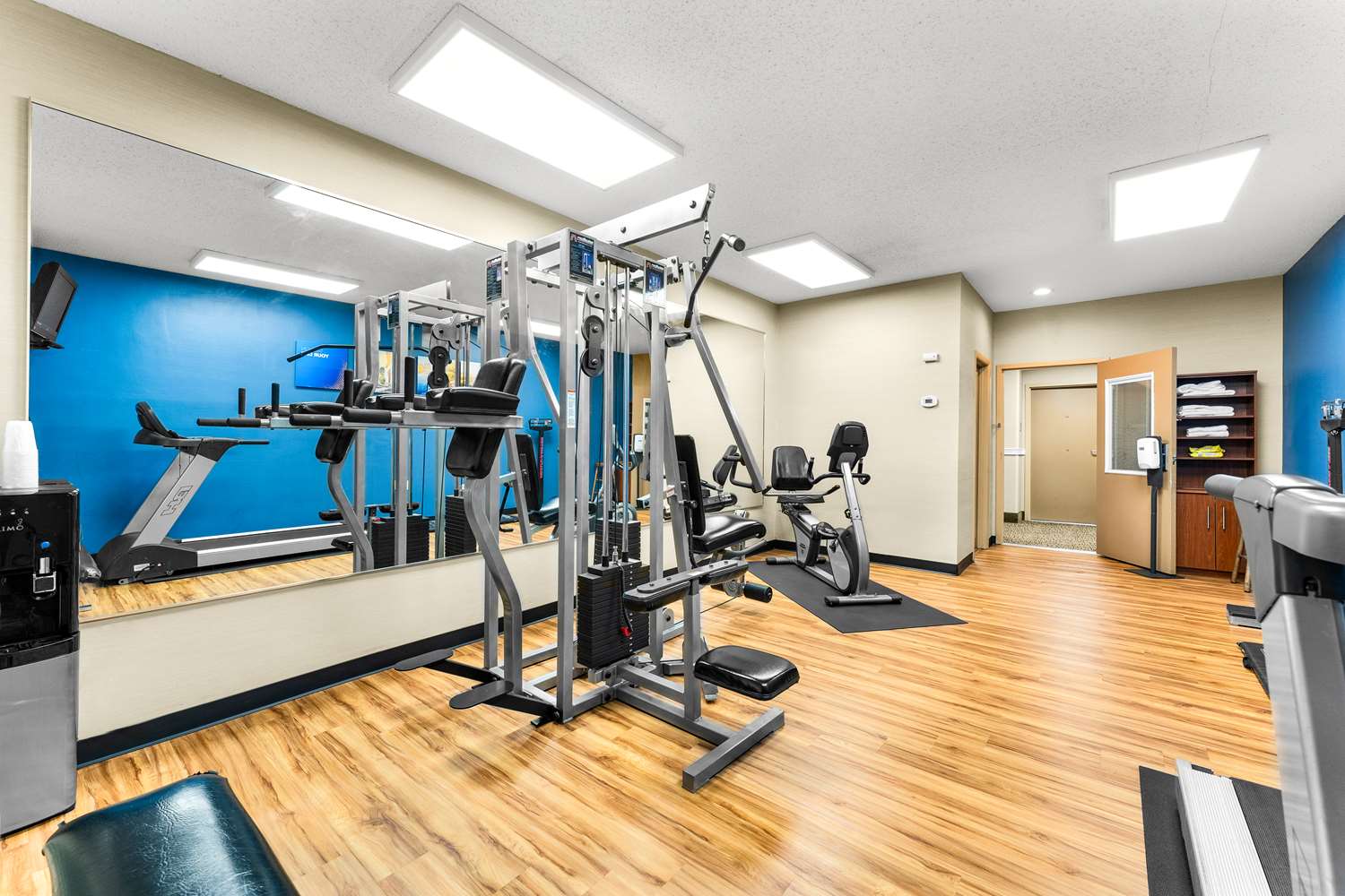 SureStay Plus by Best Western Reading North 12/26