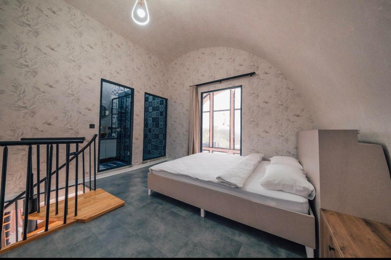 Sapanca Kaya Palace 8/50
