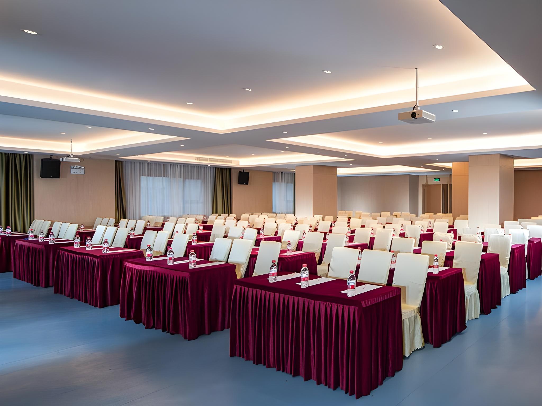 Kyriad Marvelous Hotel(Dongguan Huangjiang Jinyi Branch) 19/22