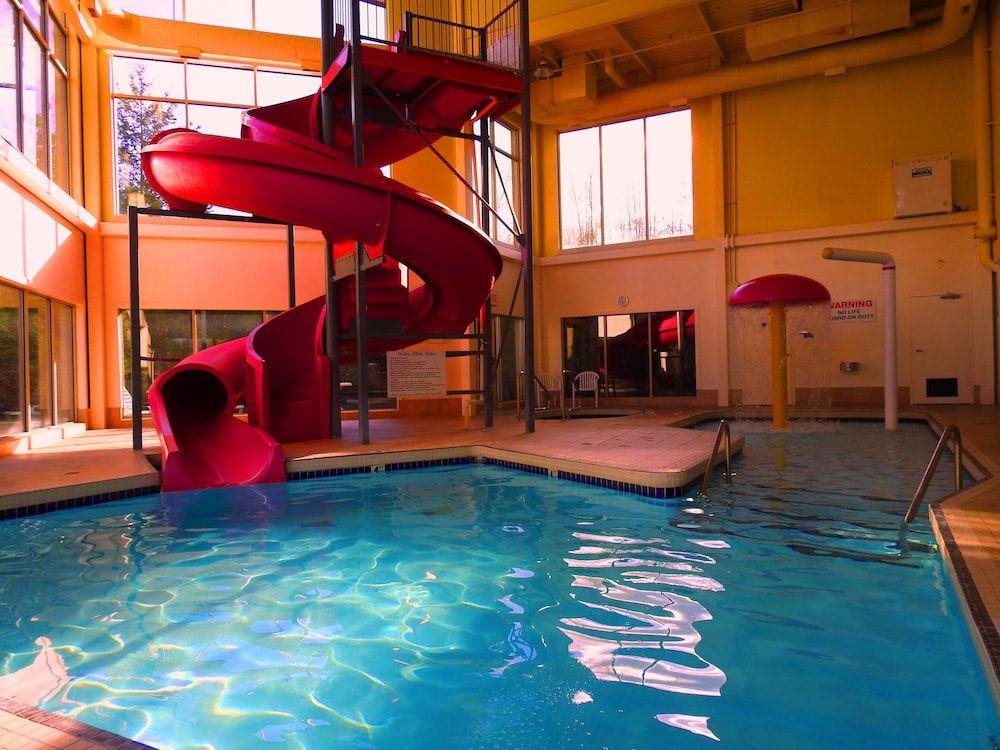 swimming pool spa