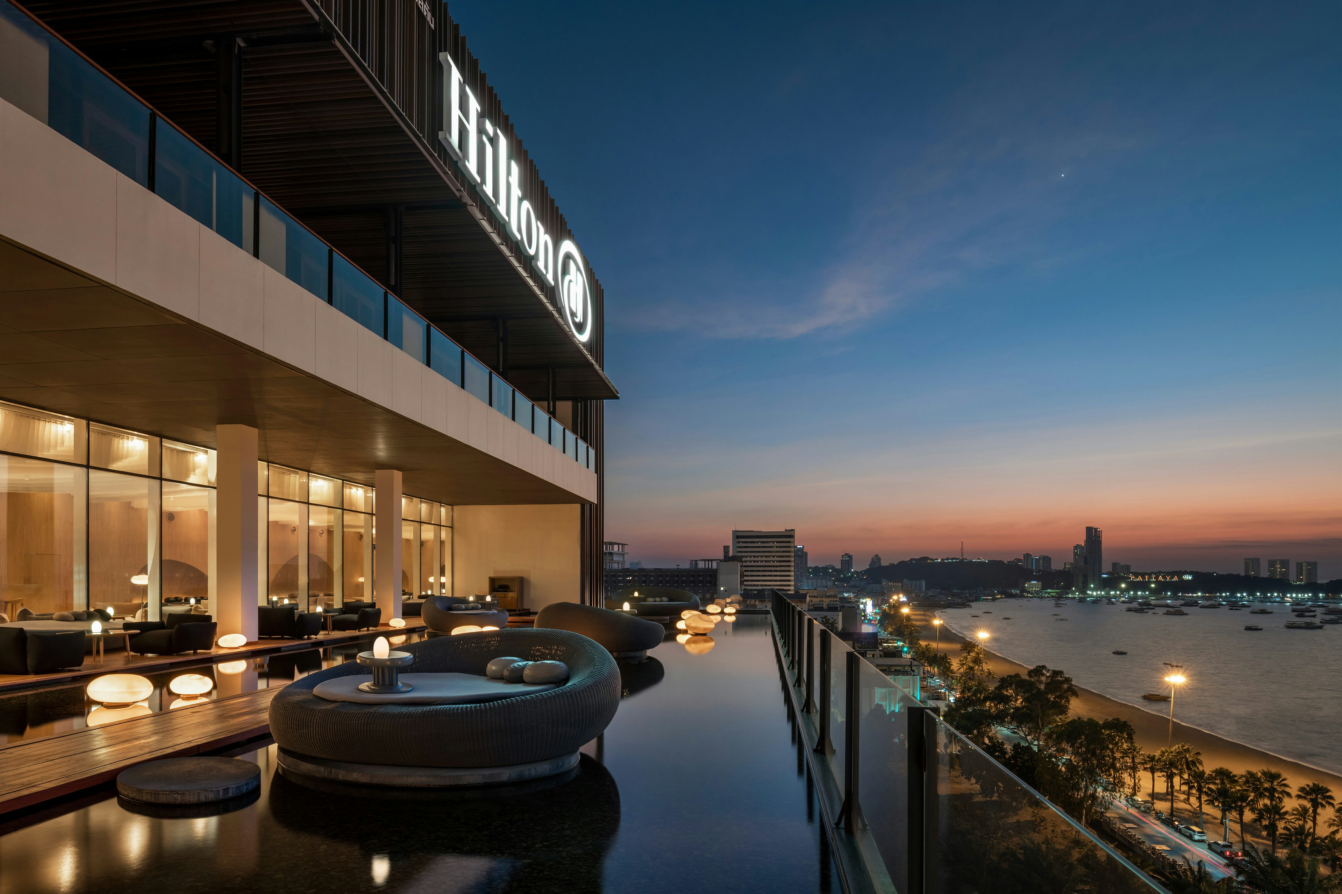 Hilton Pattaya 75/80