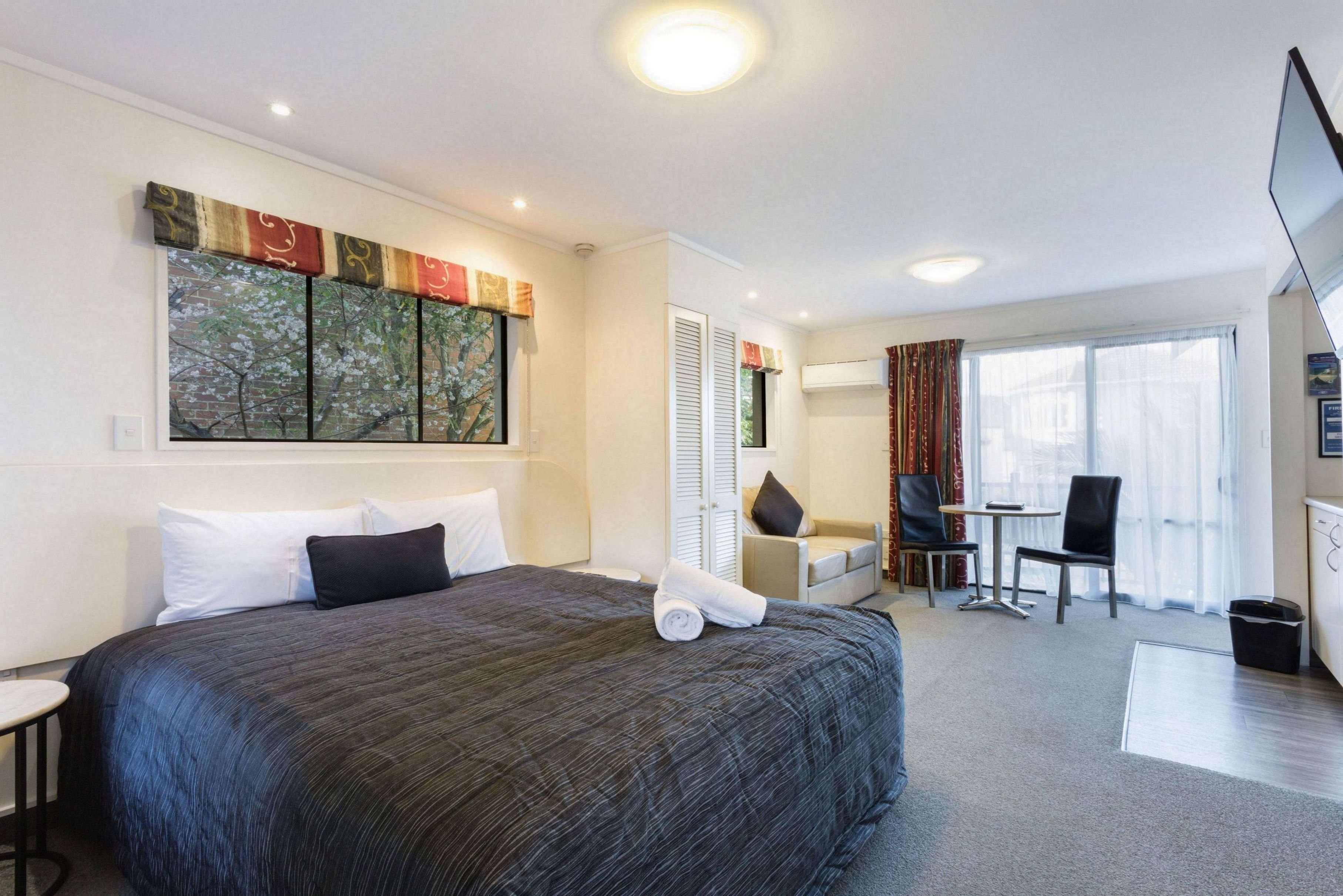 755 Regal Court 3/11