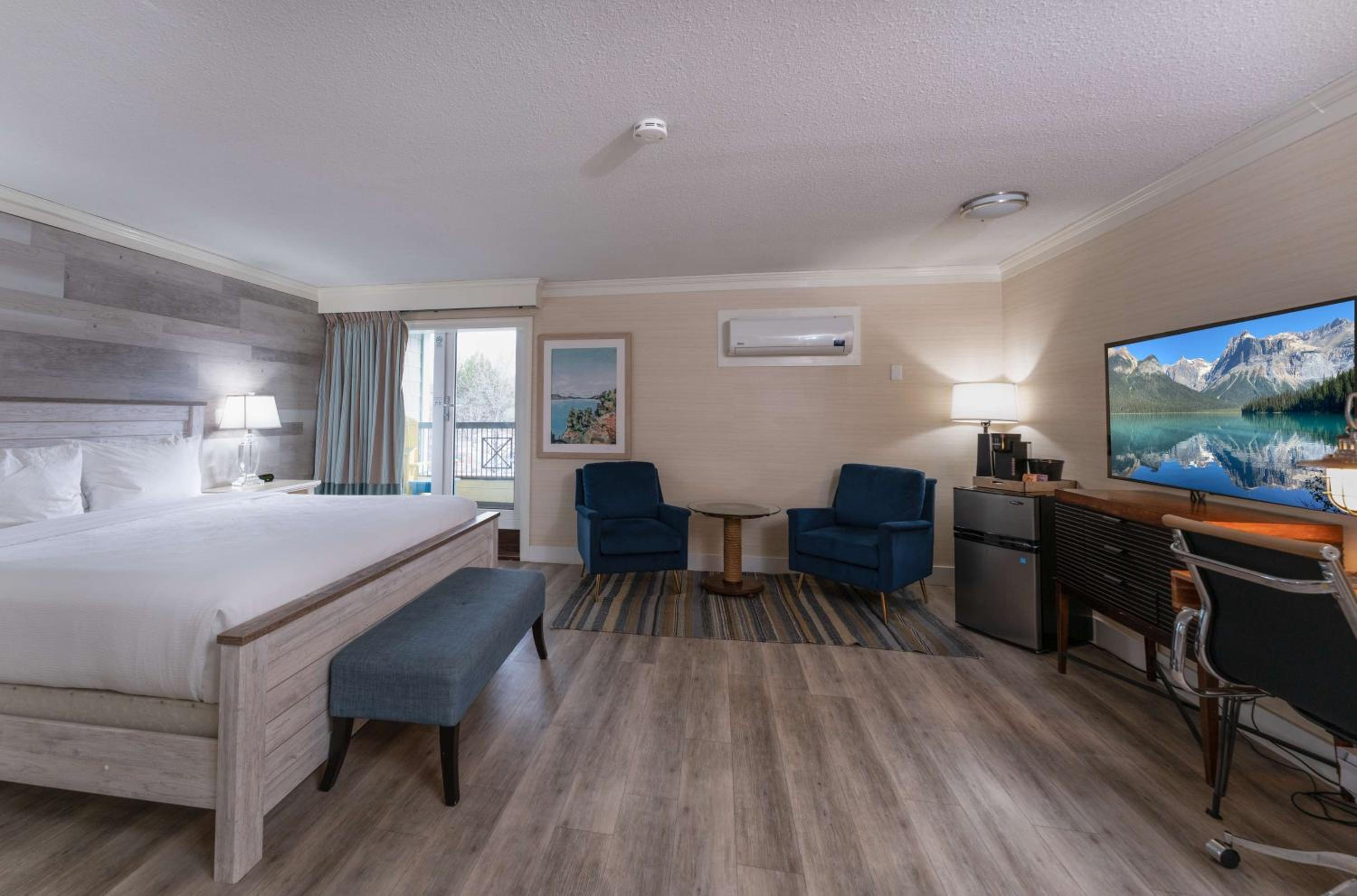 Upgrade, King Bed, Balcony