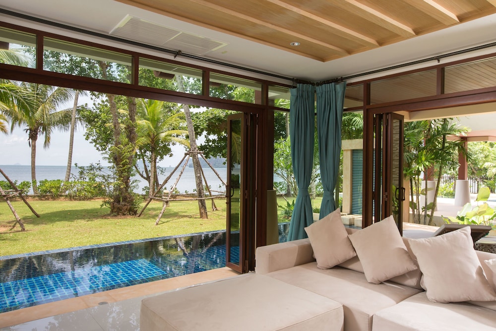 Amatapura Beach Villa 14 36/53