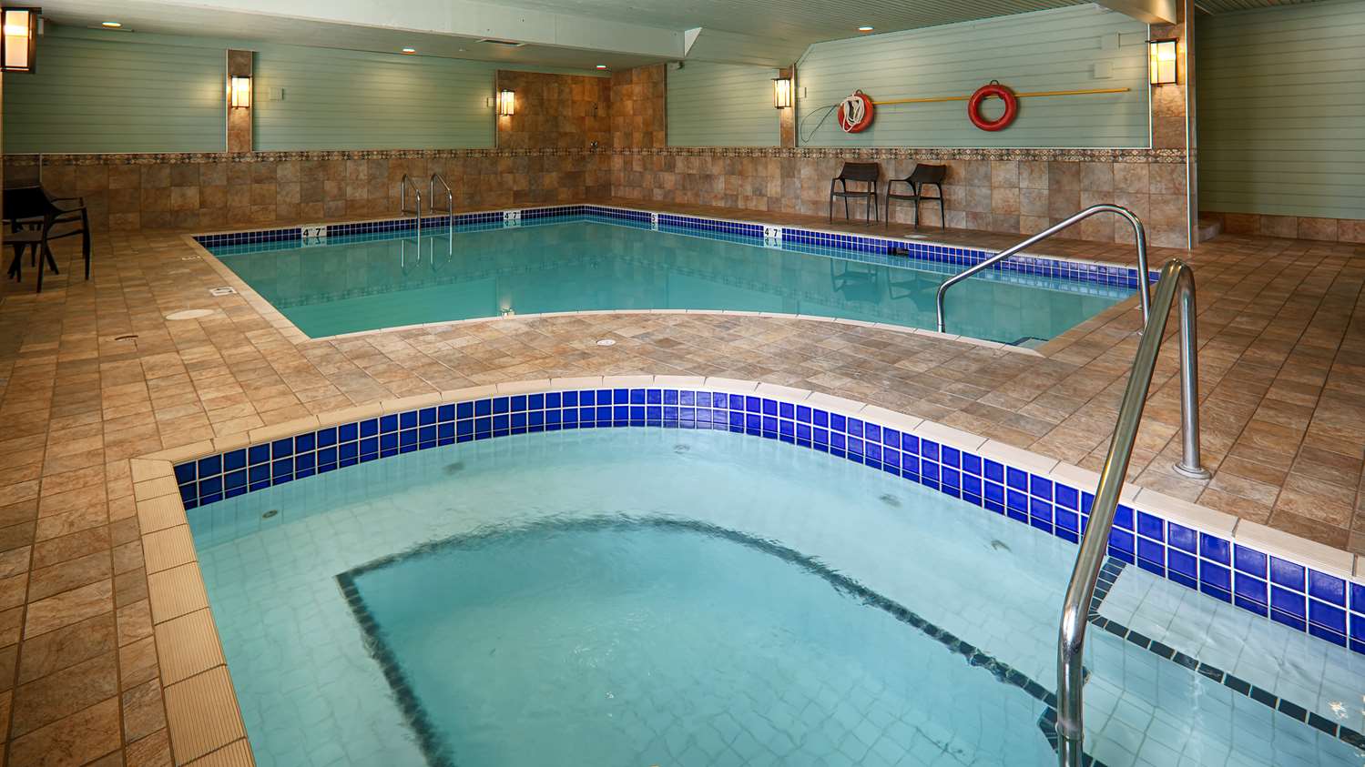 Best Western Plus Langley Inn 21/36