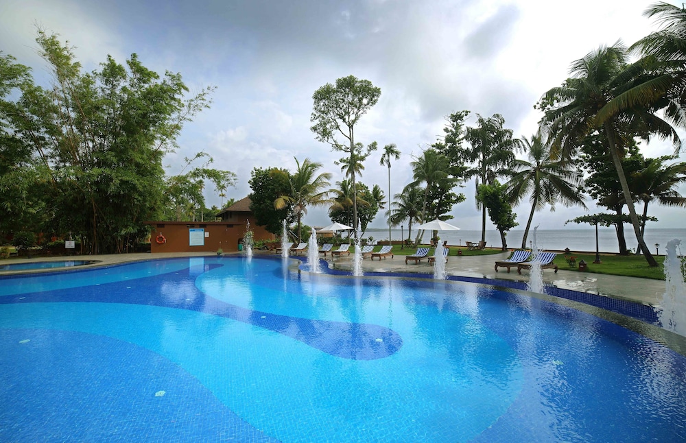 Uday Backwater Resort in Alappuzha