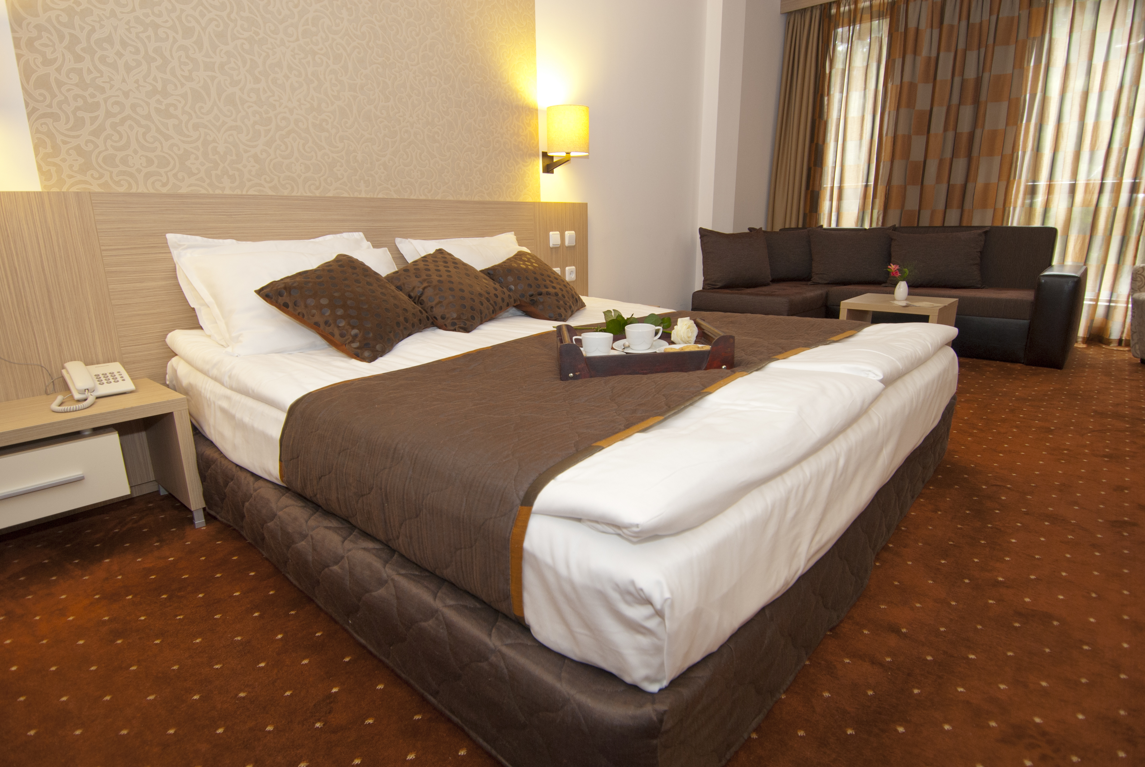HOTEL RADINAS WAY BOROVETS 12/43