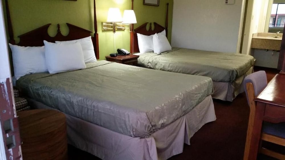 Americas Best Value Inn San Marcos 21/50