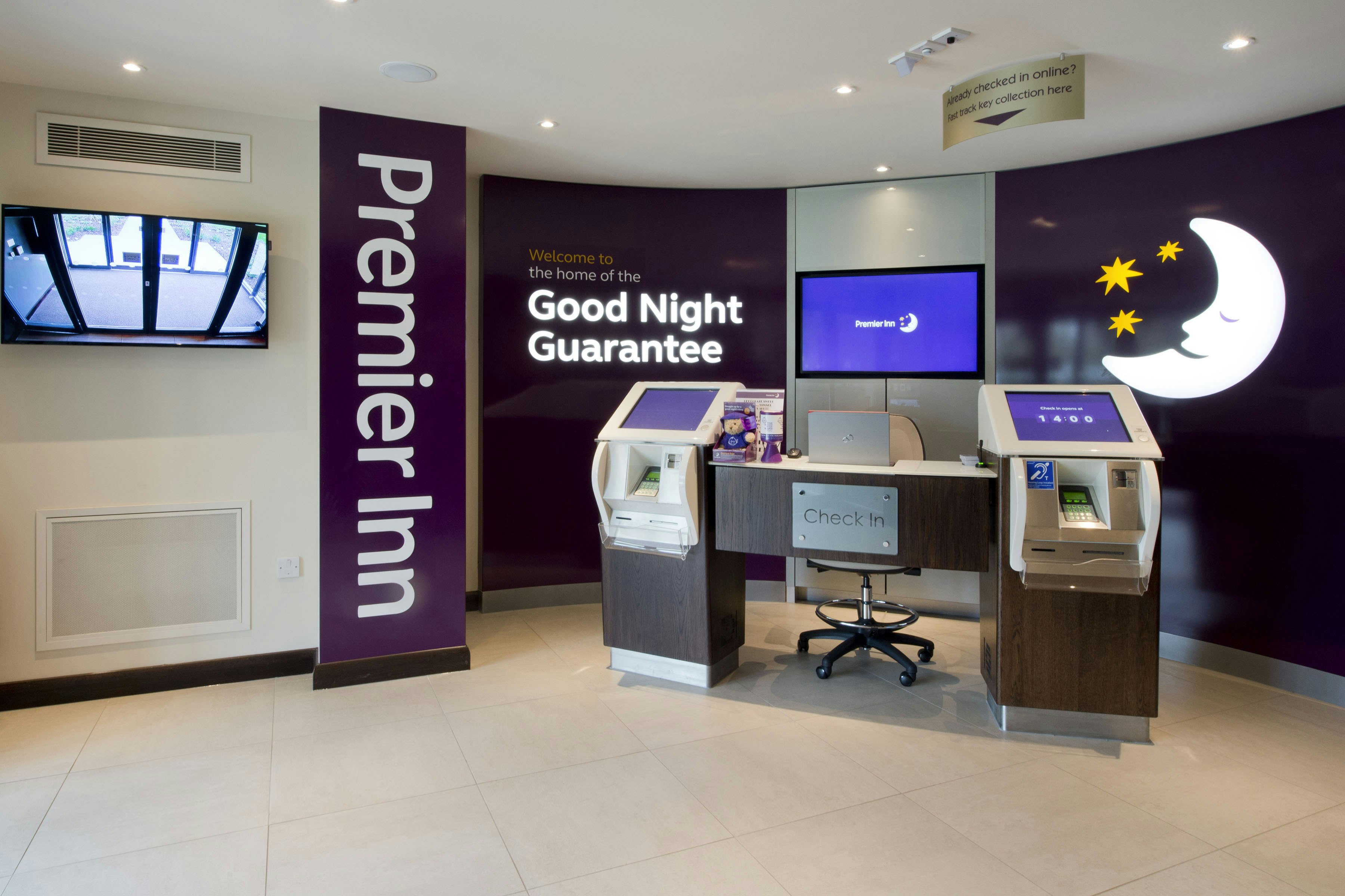 Premier Inn Newbury Town Centre South (A339) 10/27