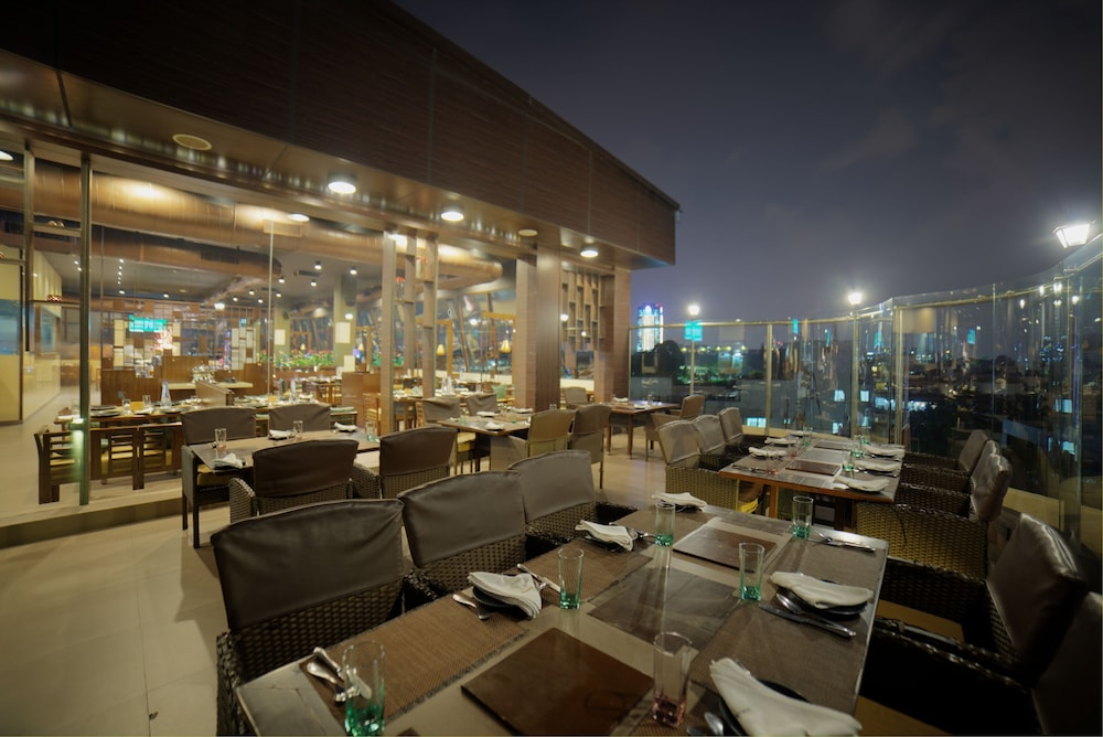 Goldfinch Hotel Bangalore 62/66