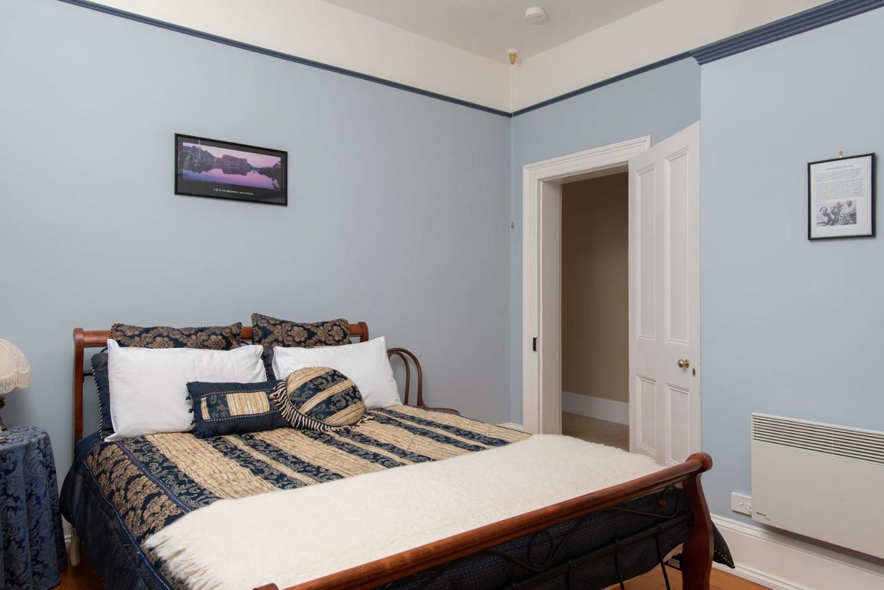 Room, Double Bed
