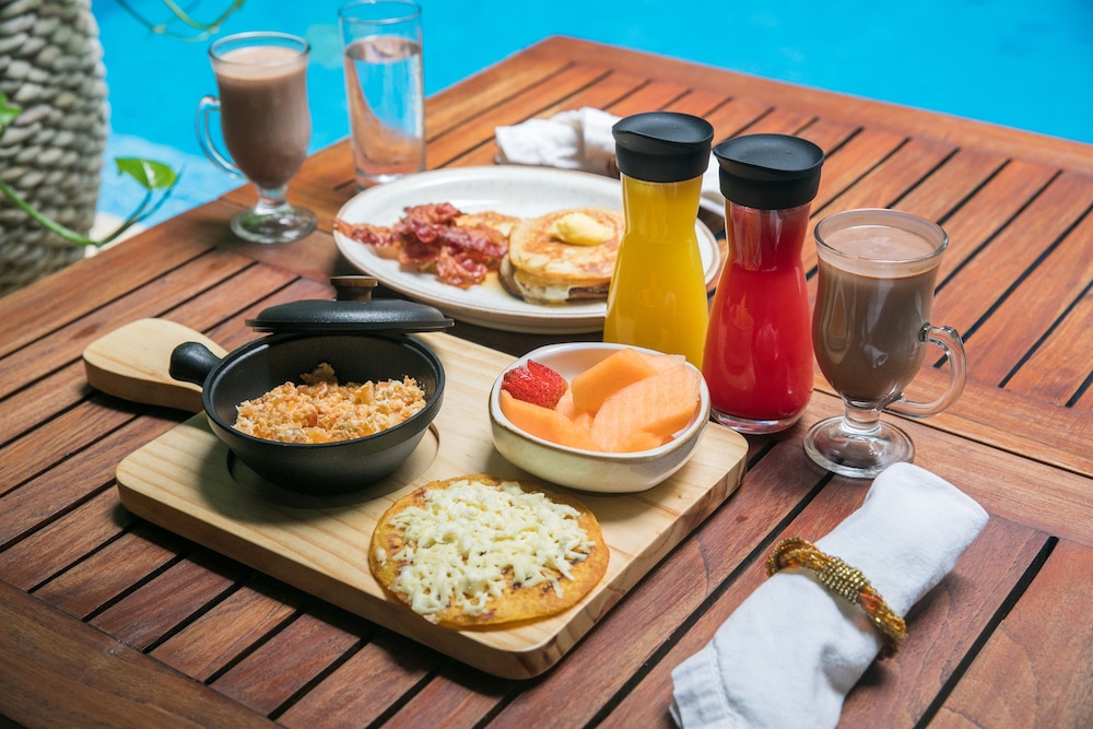 CASA CLAVER LOFT BOUTIQUE HOTEL 58/68