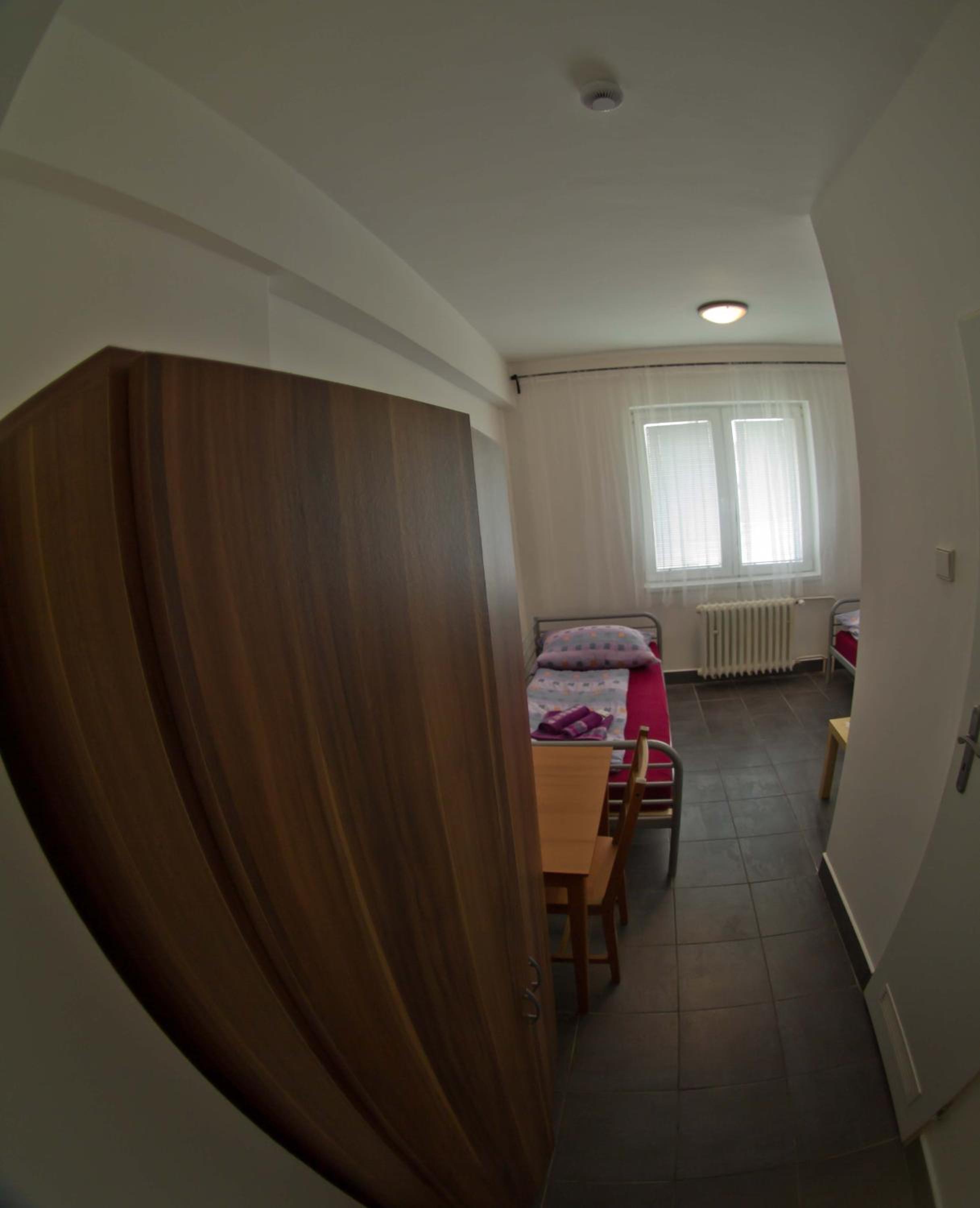Hotelak Martinov 41/60