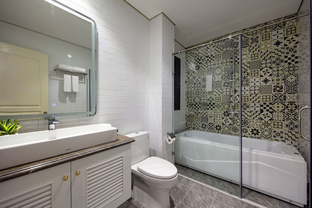 Minasi HanoiOi Hotel 43/45
