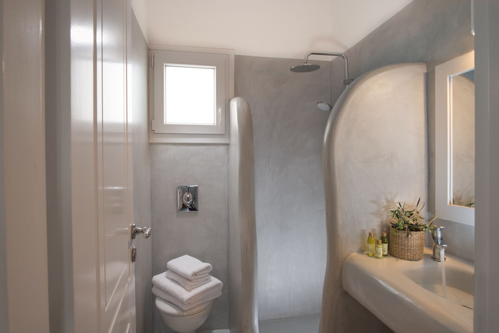 Perla Rooms 33/37
