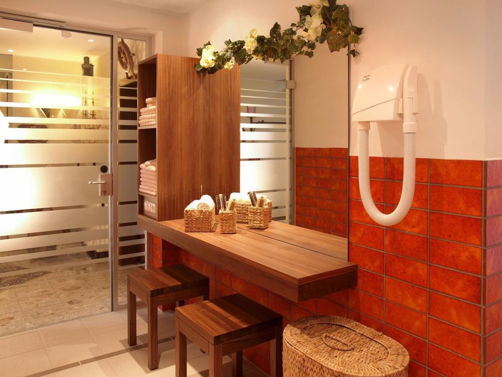 Hotel Haus Andrea 22/30
