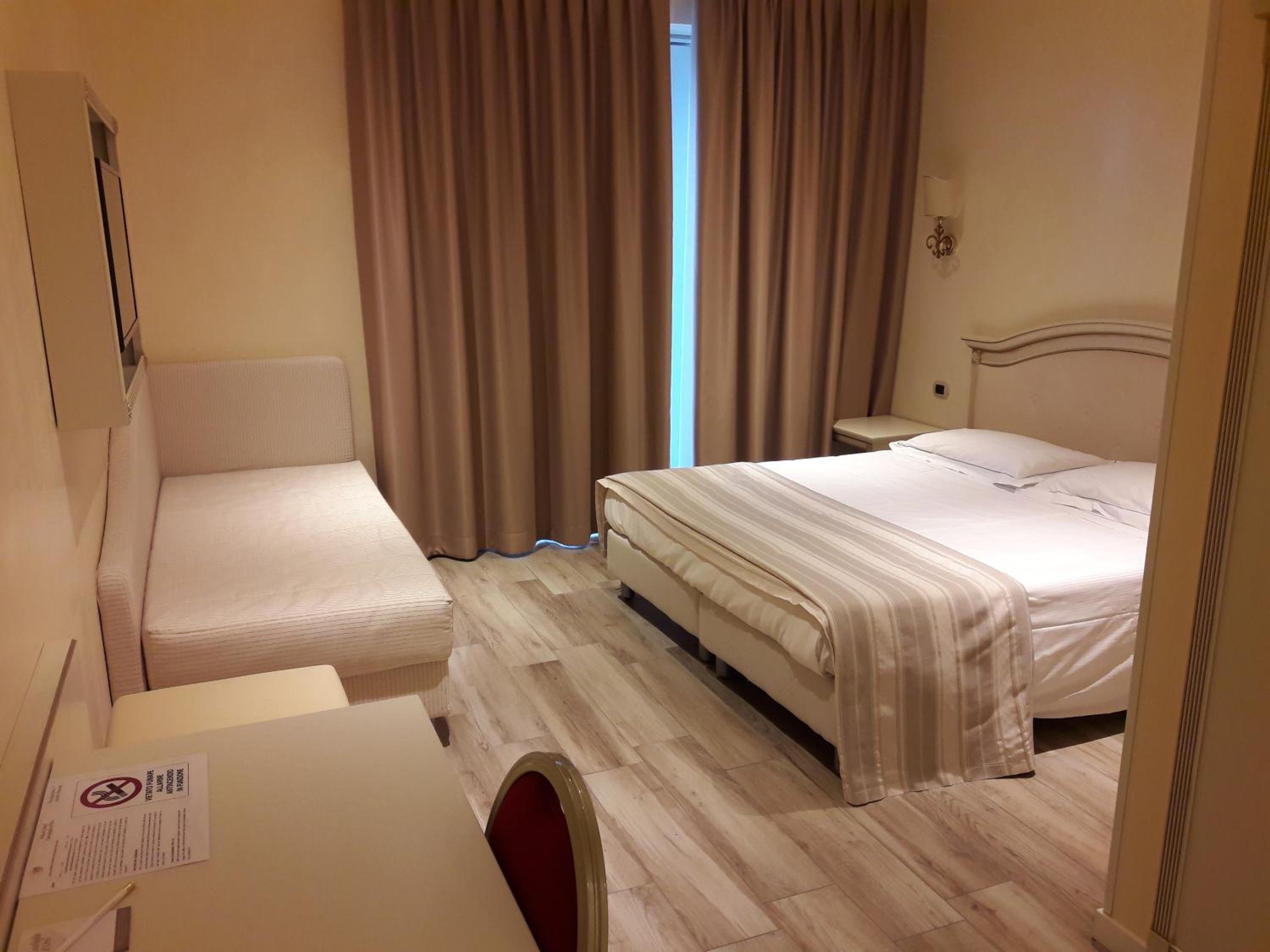 Room, Quintuple, Balcony، Palace Hotel la Conchiglia D Oro 3/10