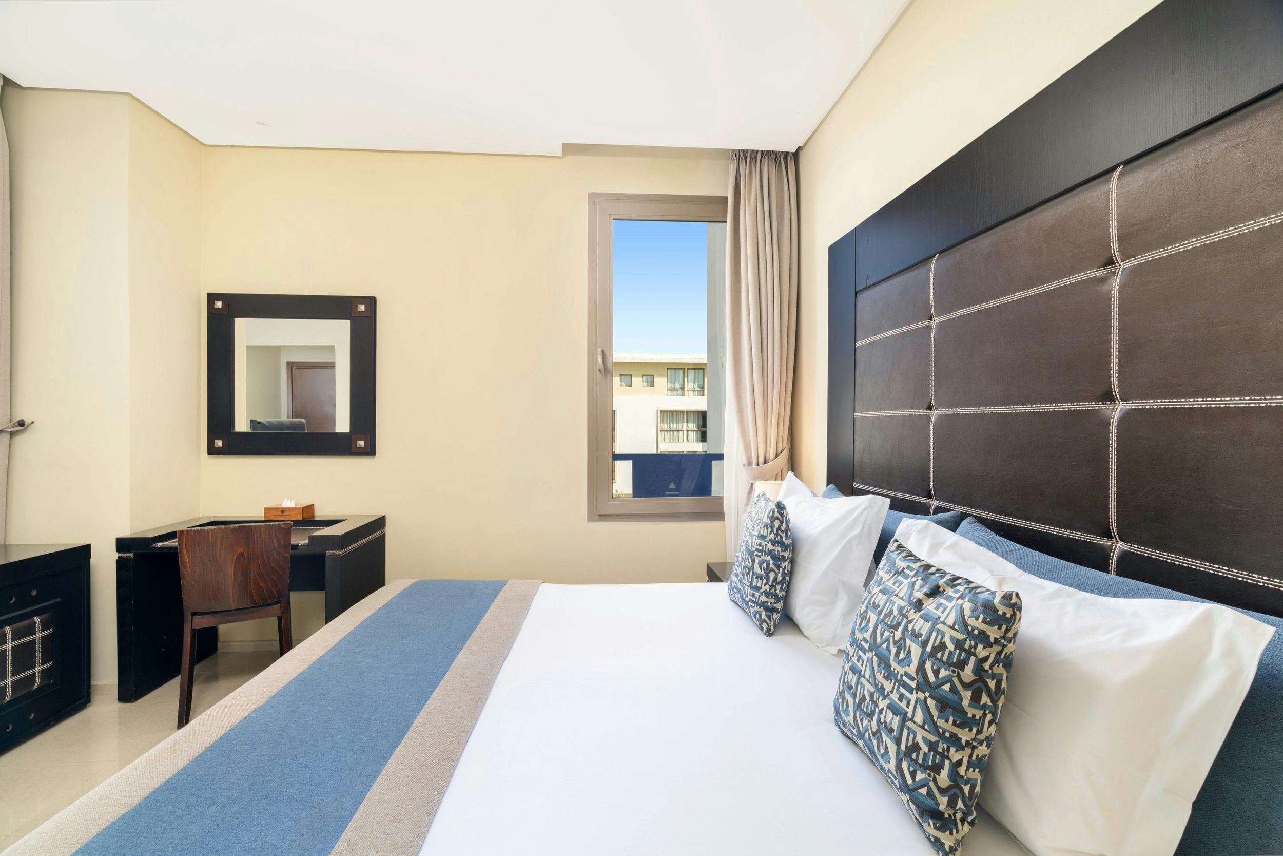 غرفة ديلوكس بسرير مزدوج بإطلالة على البحر، Atlas Essaouira Riad Resort 2/9
