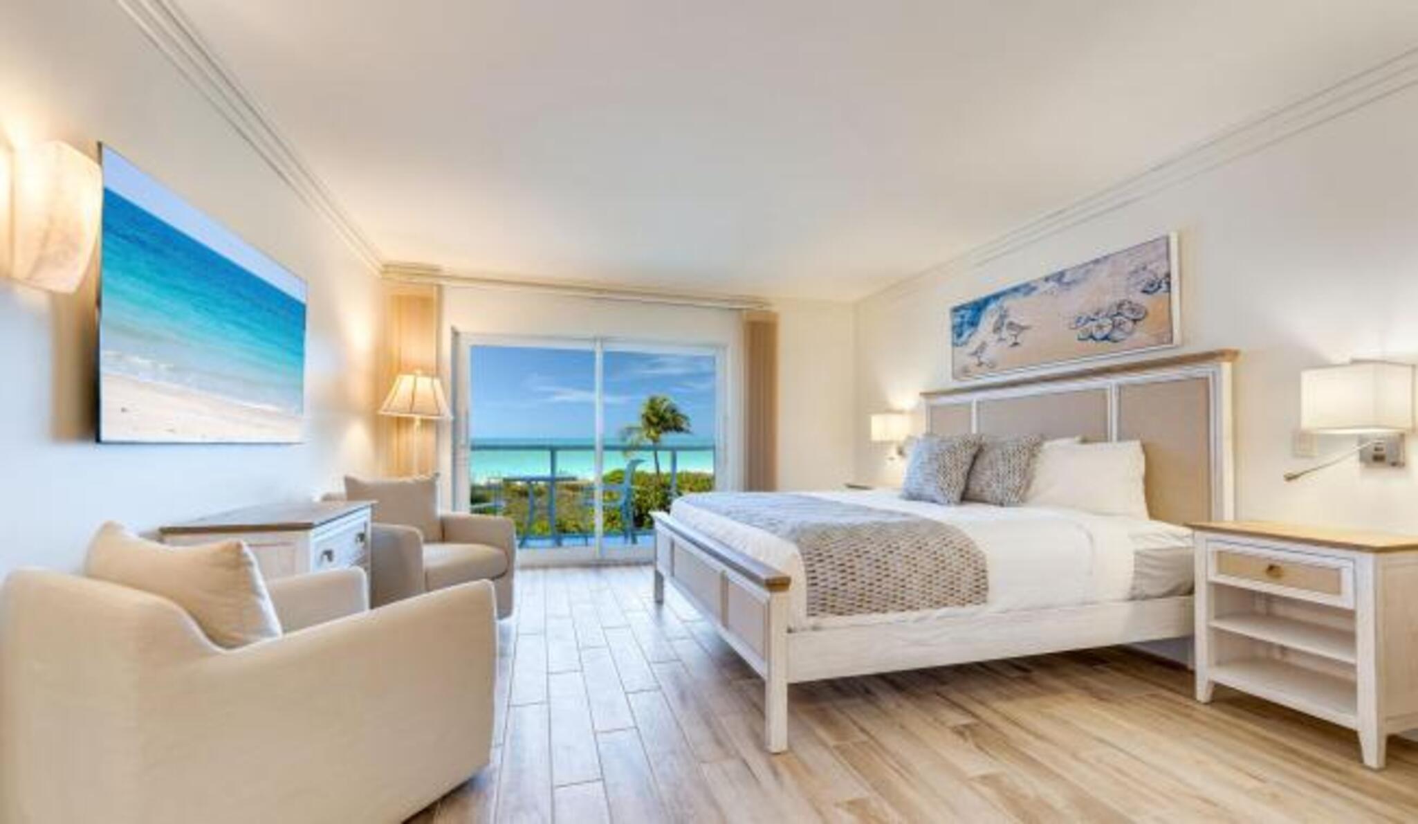Gulf Front Top Floor King