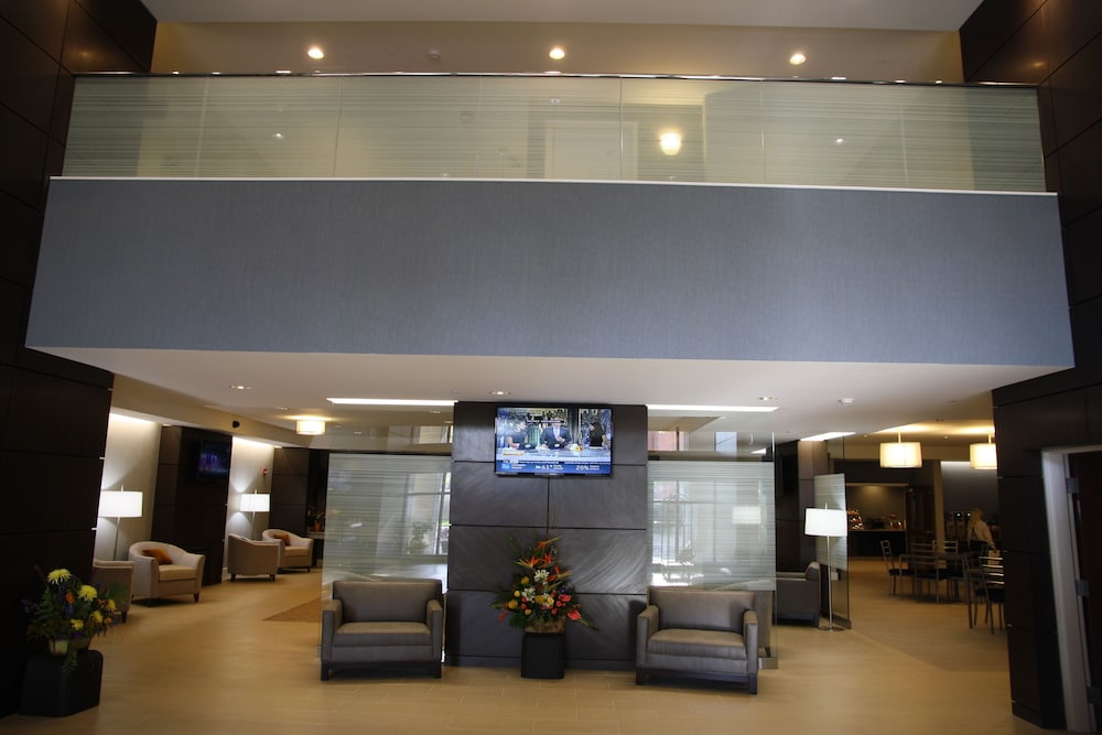 Wingate By Wyndham Niagara Falls 30/37