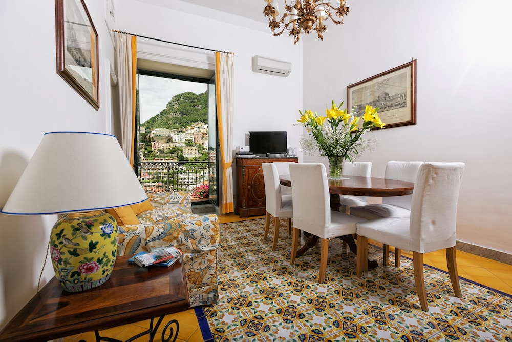 Palazzo Margherita Positano 58/71