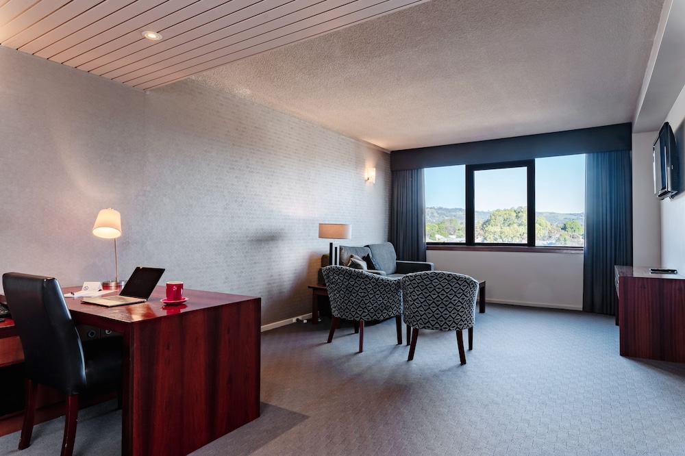 Arkaba Hotel Adelaide 40/64