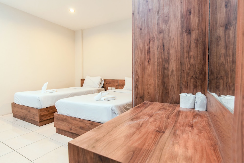 B2 Airport Boutique & Budget Hotel 17/39