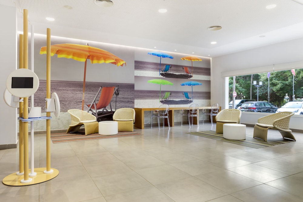 Los Amigos Beach Club 29/50
