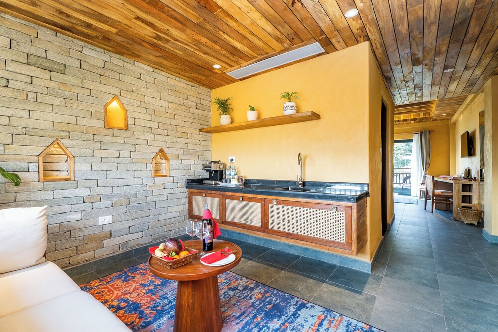Bar Peepal Resort 7/50