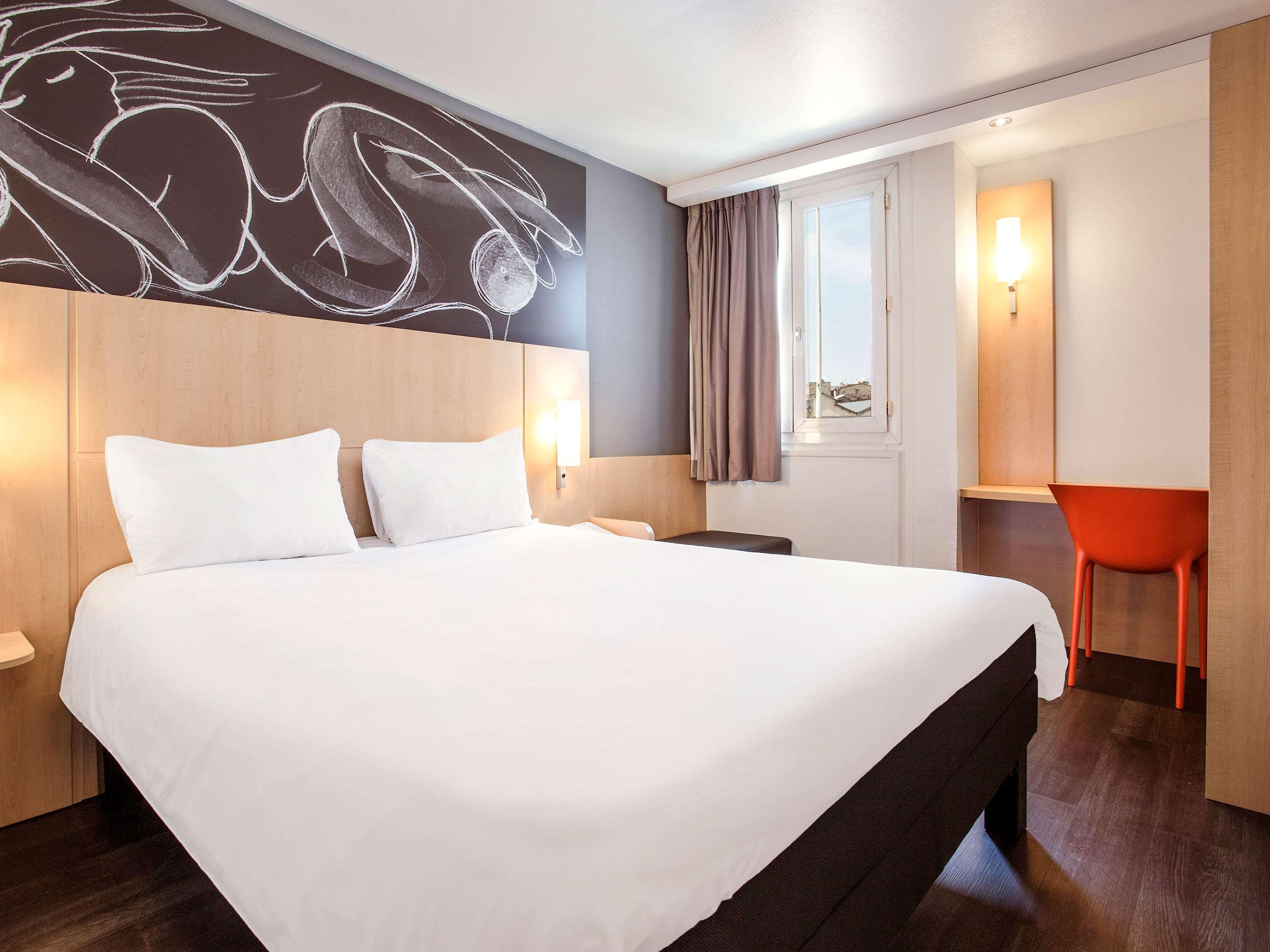 Room, Double Bed