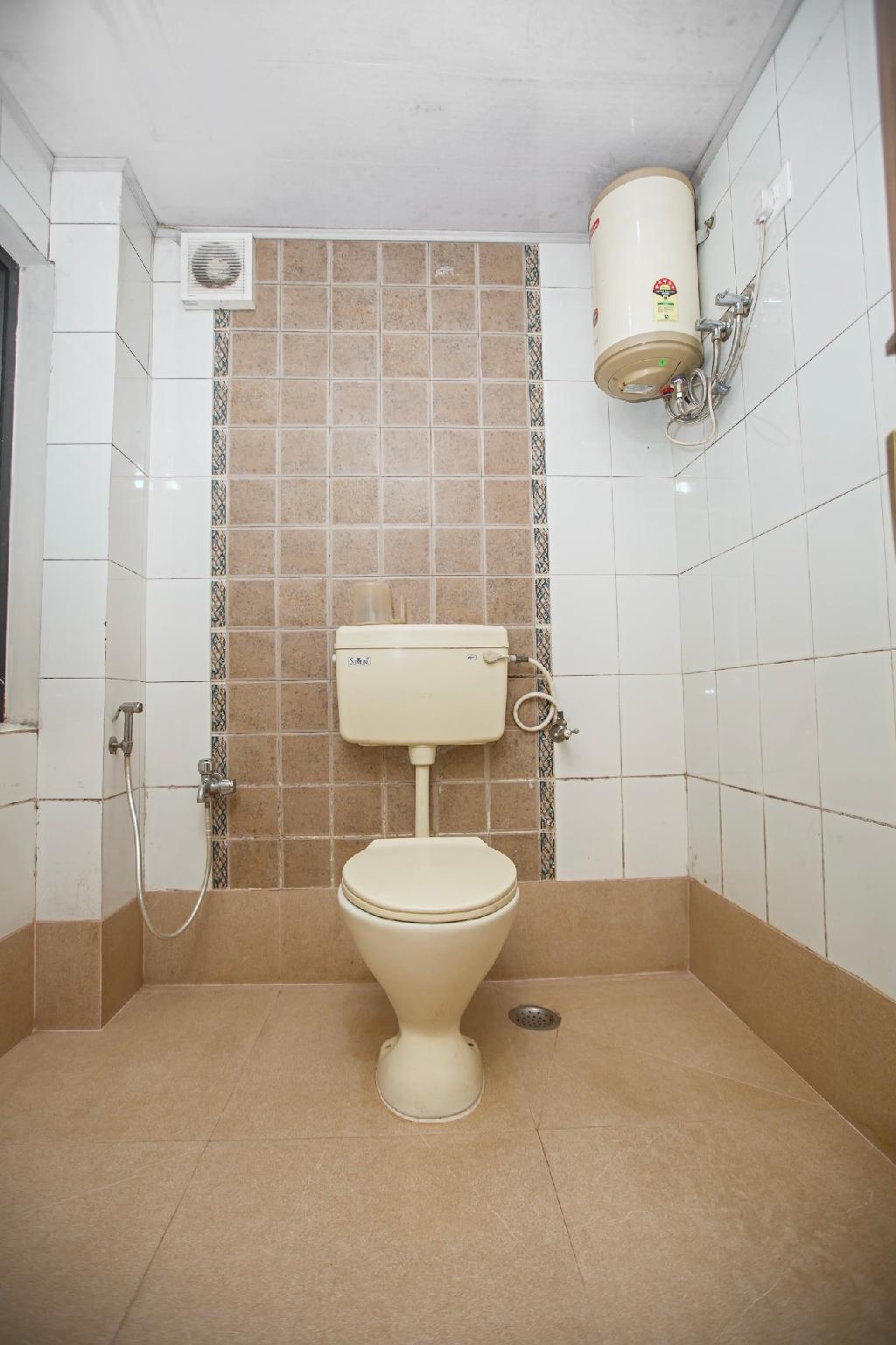 Hotel Maneck Residency 25/25