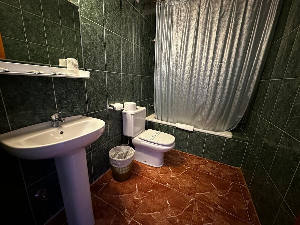 El Flamenco Hostal 54/56