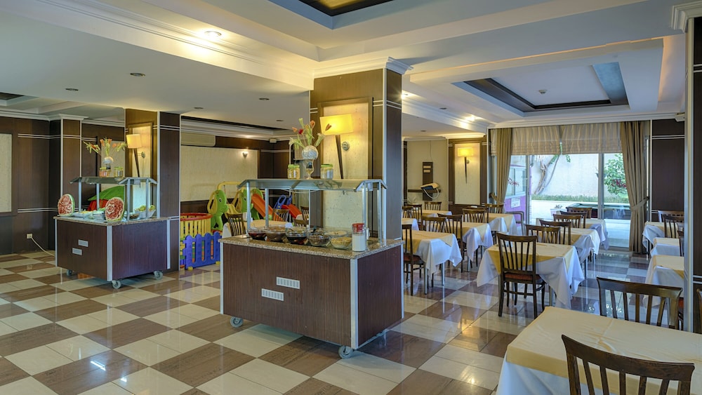 Akalia Suite Hotel and Spa 17/37