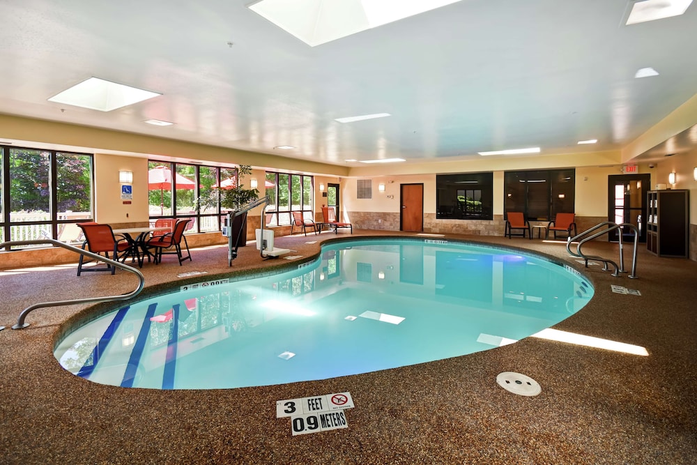 Hampton Inn Chicopee Springfield in CHICOPEE - MA