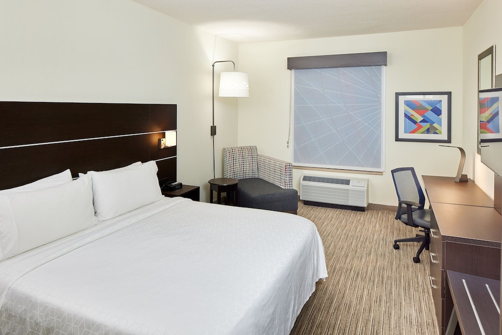 غرفة قياسية بسرير كينج، Holiday Inn Express Hotel And Suites Gadsden W Near Attalla 2/4