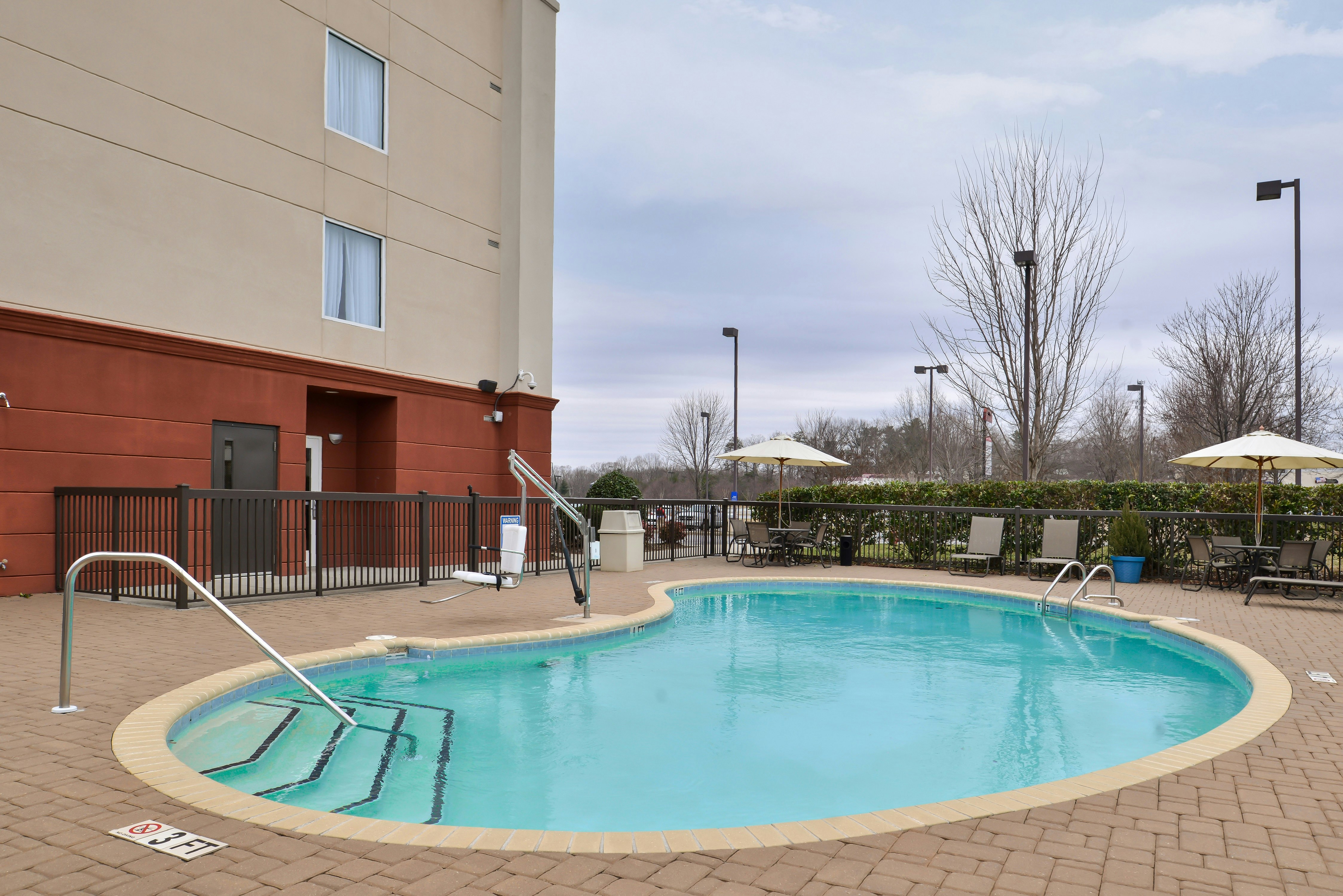 Hampton Inn Statesville 42/72
