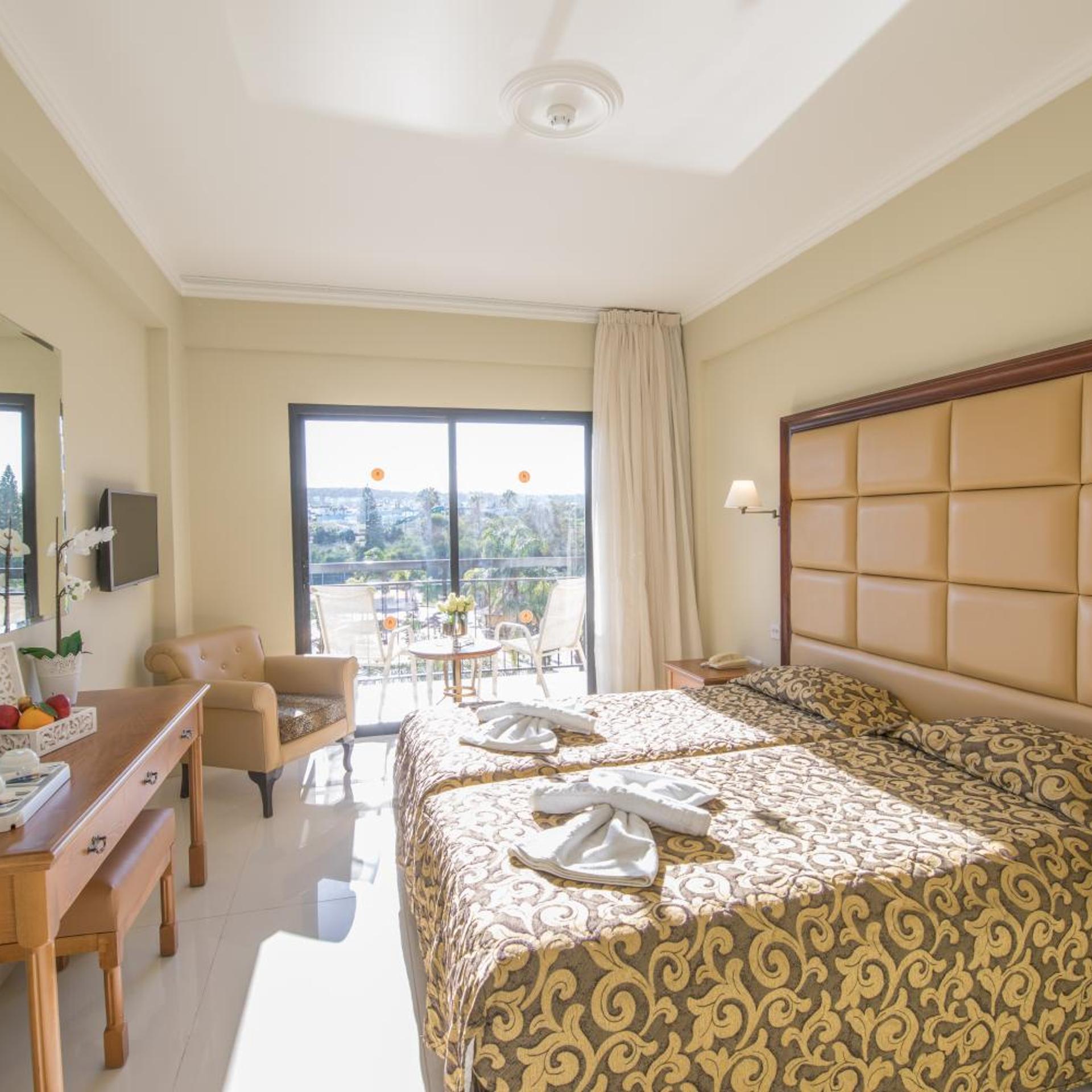 Standard, Double Bed, Inland View
