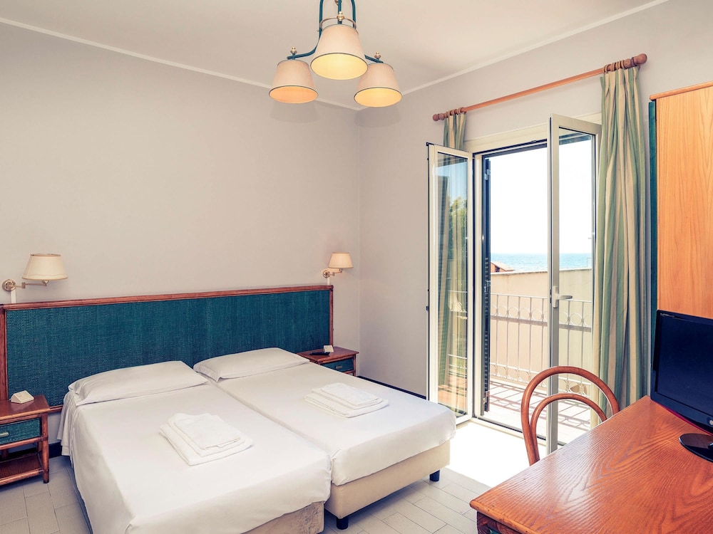 Mercure Civitavecchia Sunbay Park Hotel 24/65